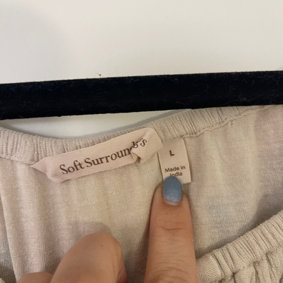 Soft Surroundings Banjara $130 Embroidered Tunic Top Cream Floral Boho Size L - Picture 4 of 10